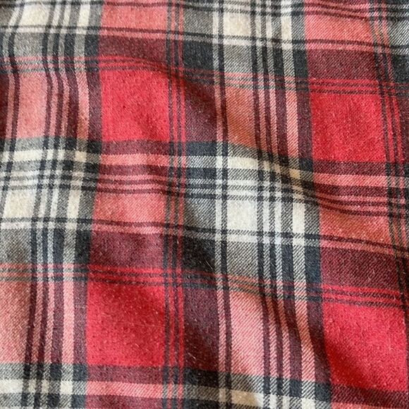 🔹4/$25 Plaid Button Down Shirt - Picture 5 of 7